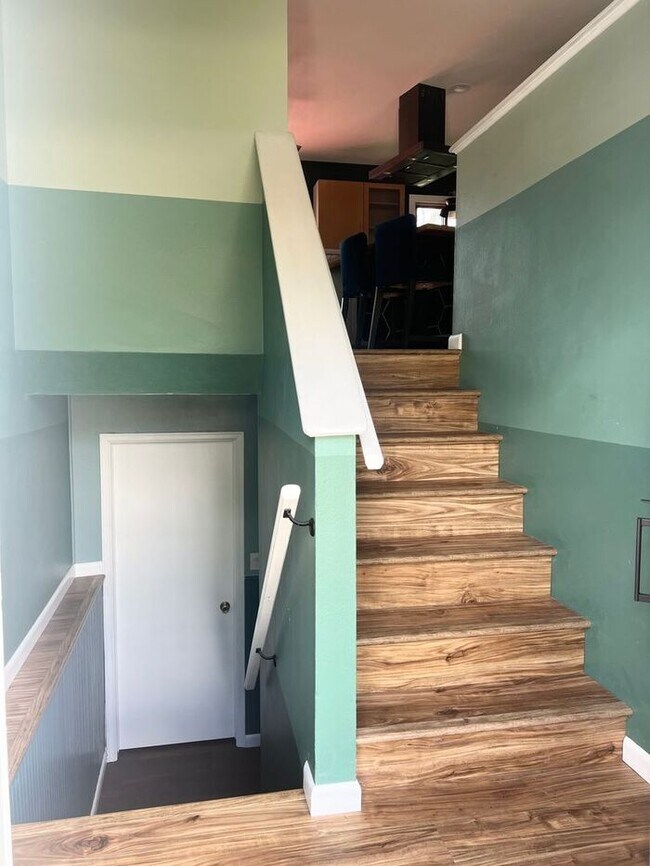 Foto del edificio - Gorgeous 4 bedroom, 2 bath Home with 2 car attached garage In NW Loveland, Colorado