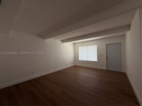 Building Photo - 1005 S Flagler Ave
