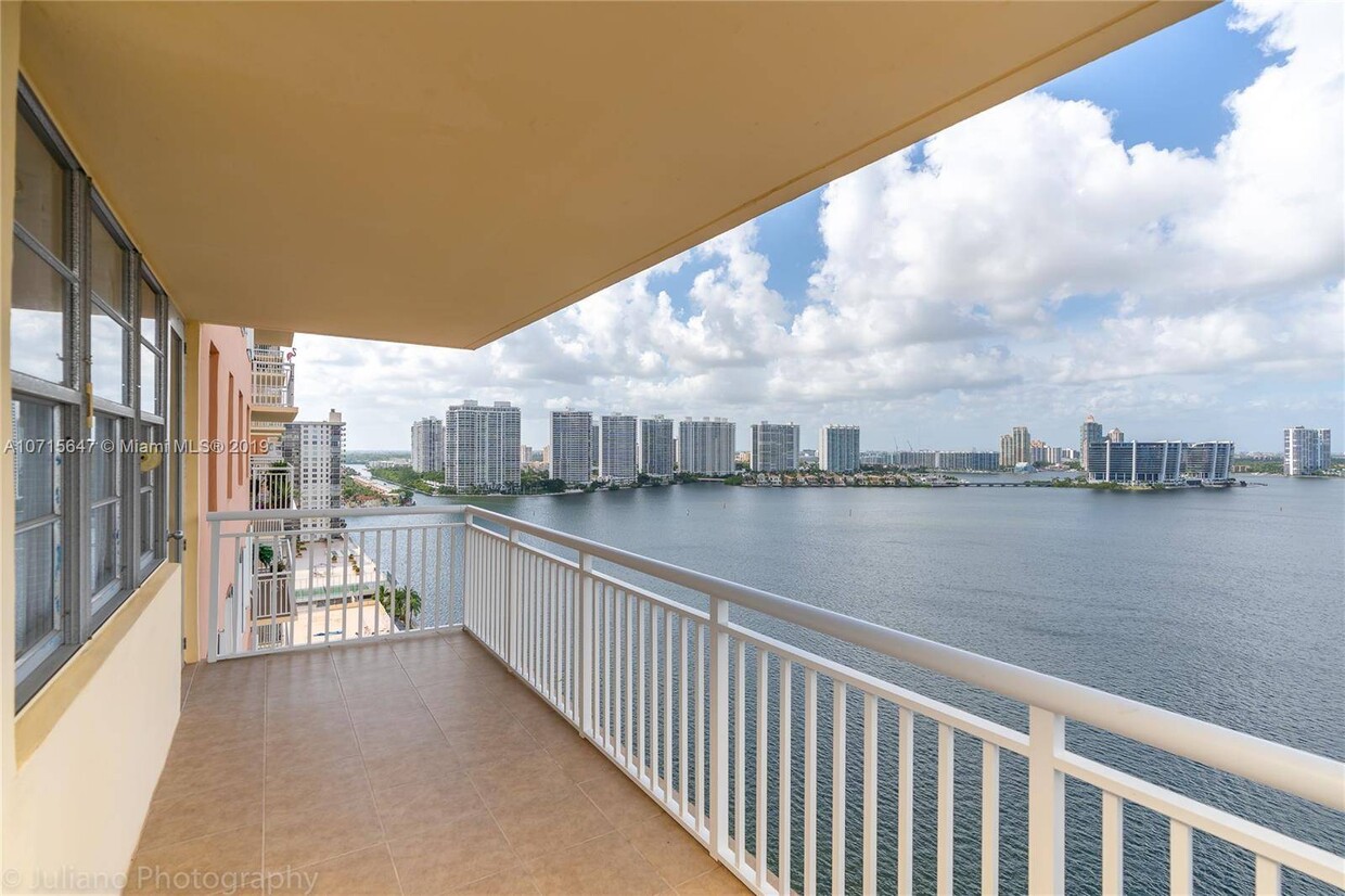 Foto principal - 251-174 174th St