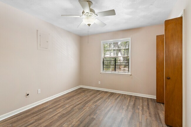 Foto del edificio - 2904 Windsor Ave