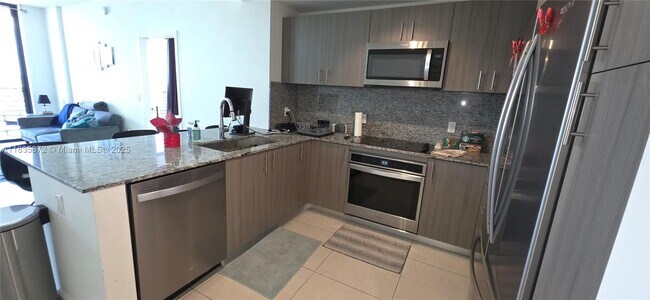 Foto del edificio - 5350 NW 84th Ave