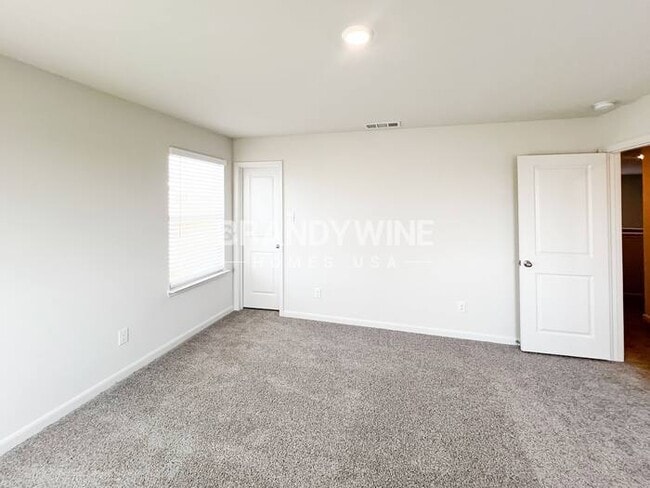 Building Photo - 9849 Teton Vis Dr
