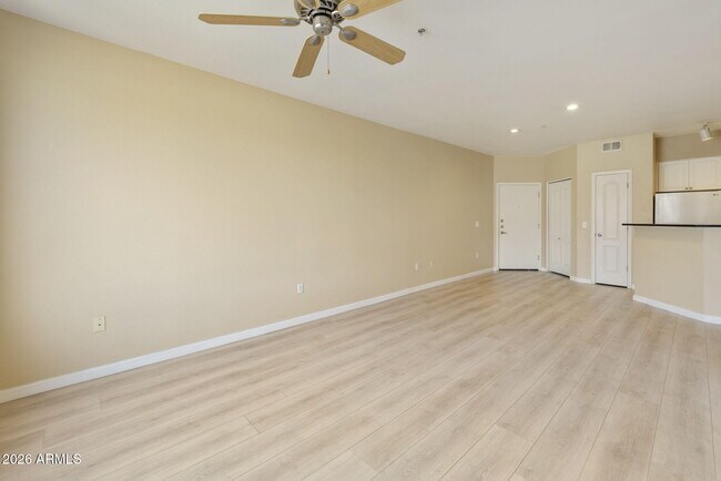 Foto del edificio - 1701 E Colter St