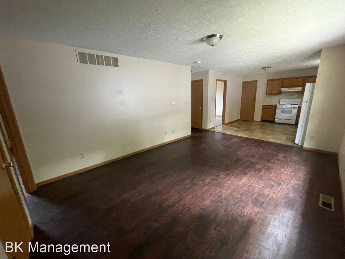 Foto principal - 3 br, 2 bath House - 511B Tuttle Avenue