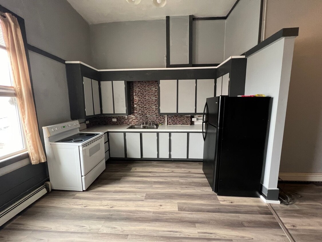 Foto principal - 317 S Clinton Ave