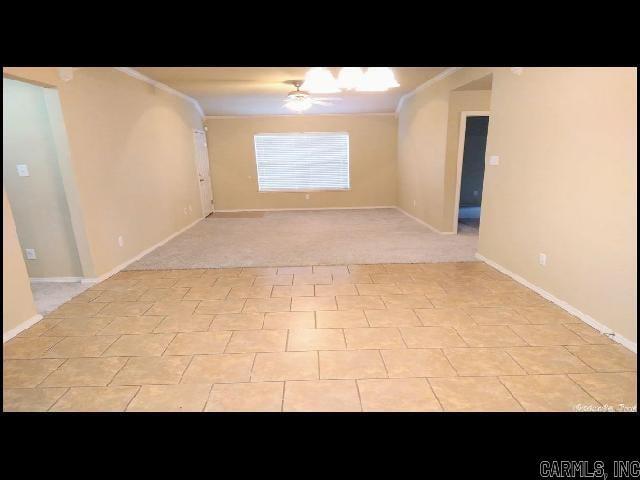 Foto del edificio - 316 Saunders Dr