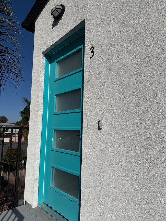 Foto del edificio - 3365 A St