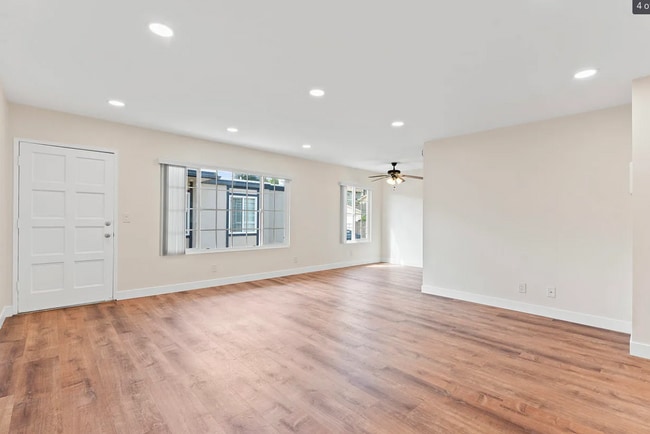 Building Photo - 4572 Nebo Dr