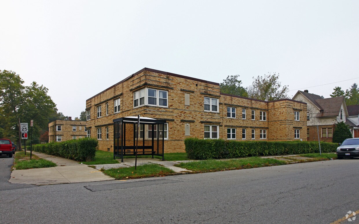 Primary Photo - Blymyer Apartments