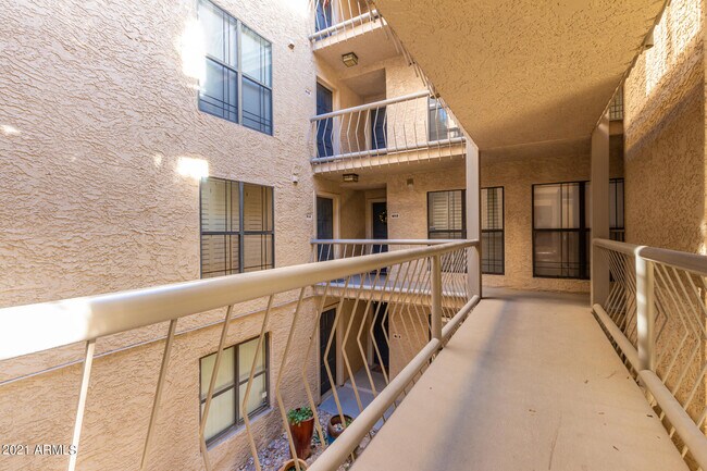 Foto del edificio - 5124 N 31st Pl