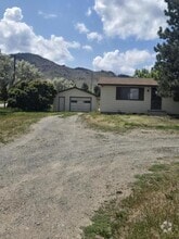 Building Photo - 7020 Green Meadow Dr