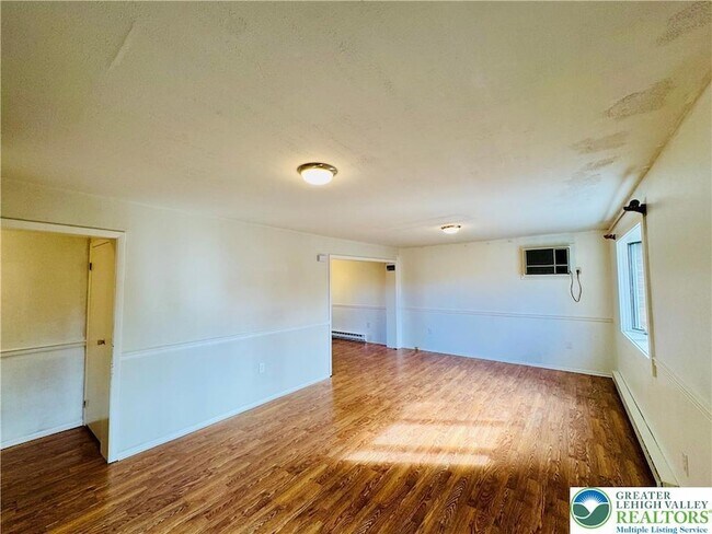 Foto del edificio - 2915 Norton Ave