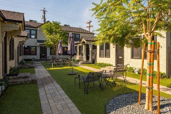 8 Free Standing Bungalows Intimate Community - 1259 N Genesee Ave