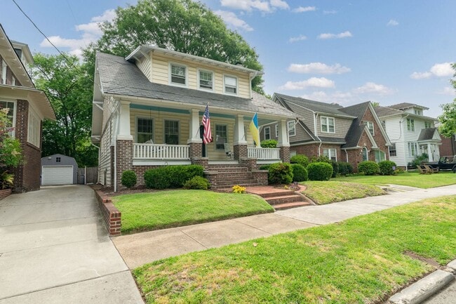 Building Photo - West Ghent