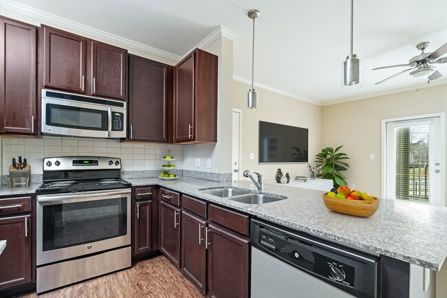 Building Photo - The Reserve at Johnson City Apartments