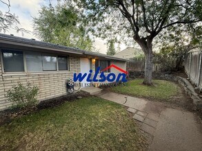 Building Photo - 1009 S 41st Ave