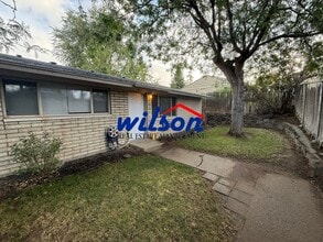 Building Photo - 1009 S 41st Ave