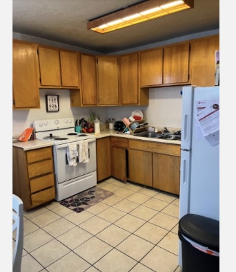 Building Photo - 388 E 300 N