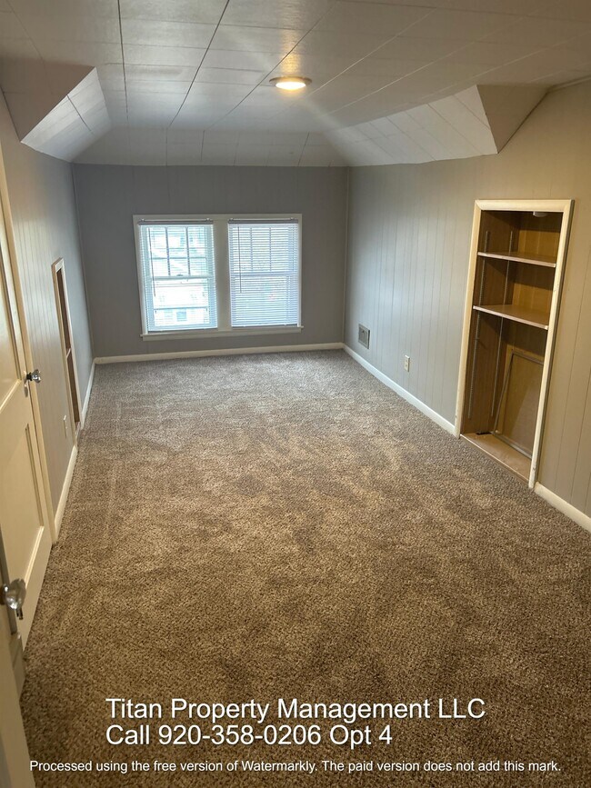 Foto del edificio - 1207 E Walnut St