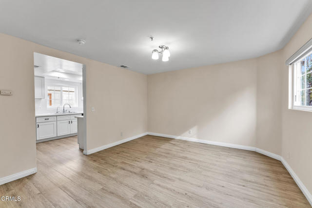 Foto del edificio - 1037 Sunset Blvd