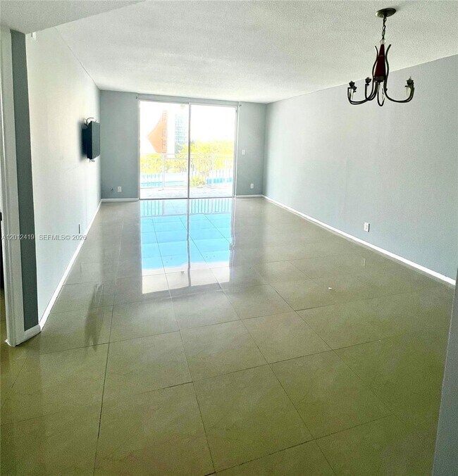 Foto del edificio - 1801 S Ocean Dr