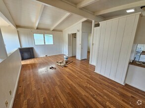 Building Photo - 92-631-631 Aahualii St