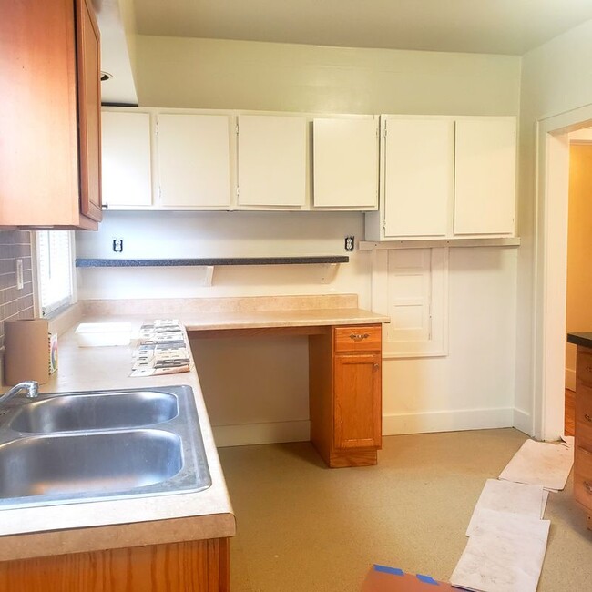Foto del edificio - 16912 Fairfield St