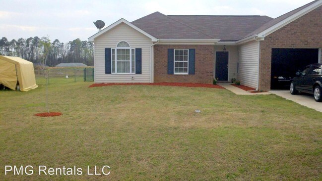 Foto del edificio - 9064 Whispering Pine Blvd