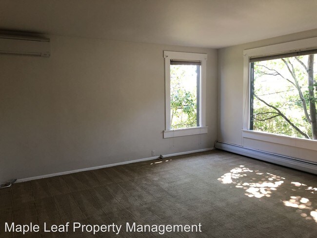 Foto del edificio - 4 br, 3 bath House - 708 Warren Ave N