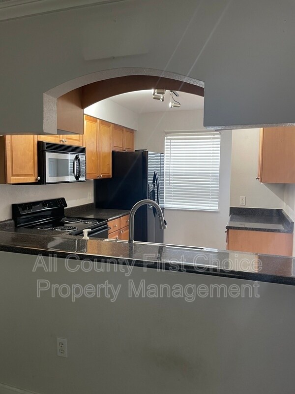 Foto del edificio - 10196 Sailwinds Blvd S