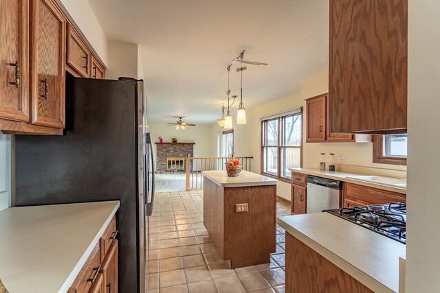 Building Photo - 529 Northport Dr