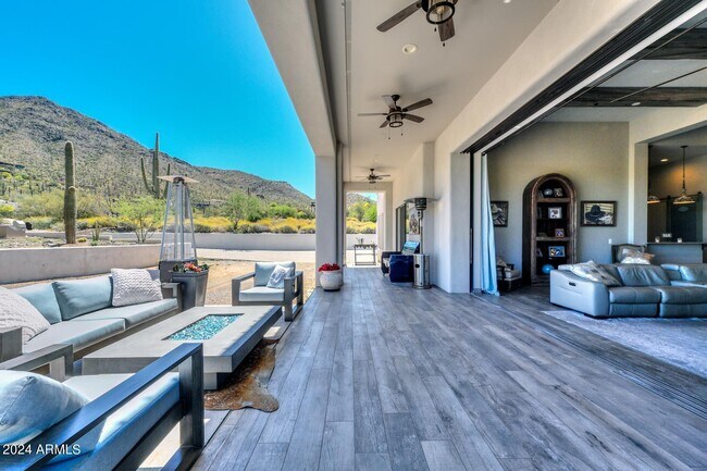 Foto del edificio - 5861 E Cloud Rd