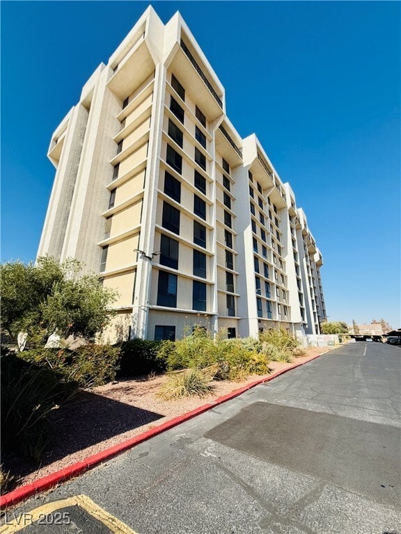 Building Photo - 3930 S University Center Dr