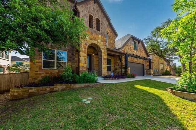 Building Photo - 2324 Blended Tree Ranch