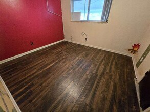 Building Photo - 1307 Cactus St