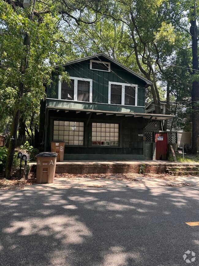 Building Photo - 2104 Emogene St
