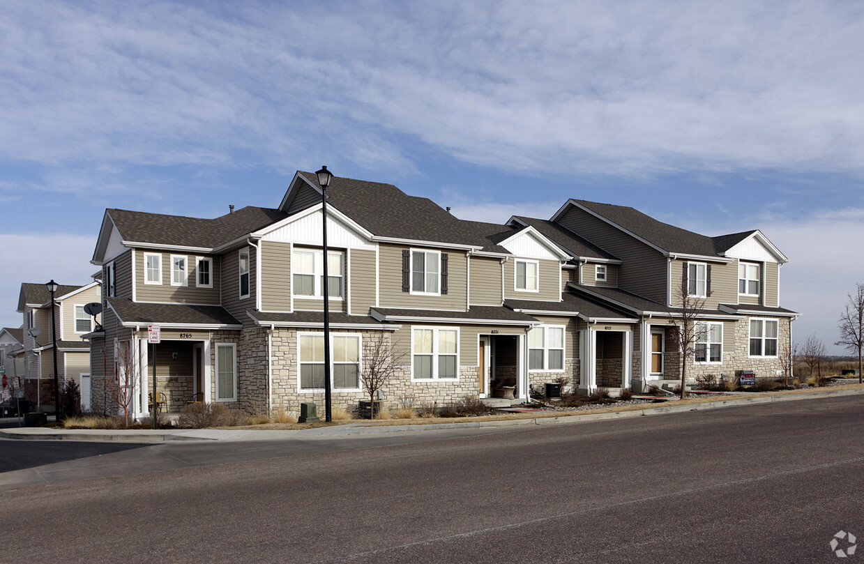 Foto del edificio - Townhomes at Claremont