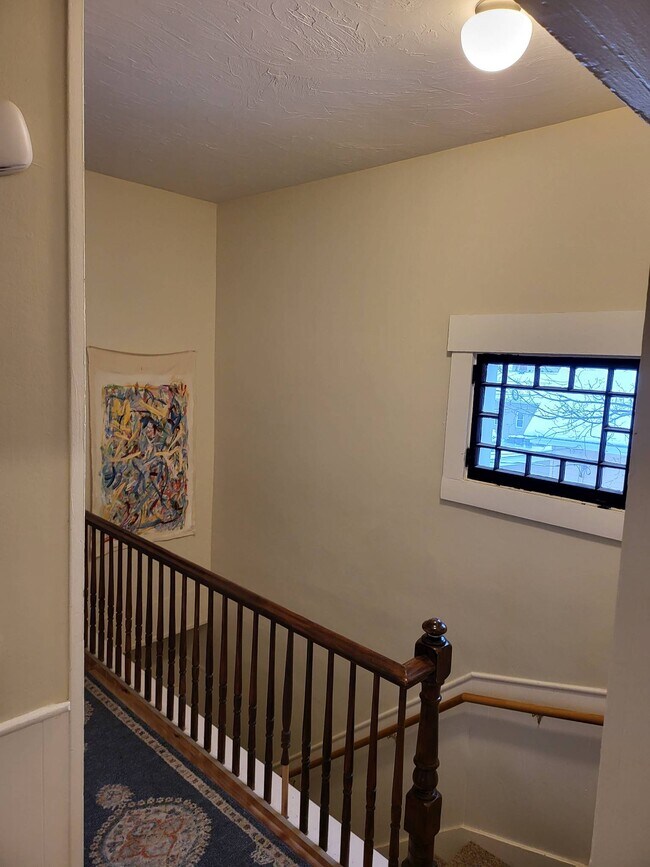 35 Concord St Unit 1, Concord, NH 03301 35 Concord St Concord, NH Apartments for Rent in