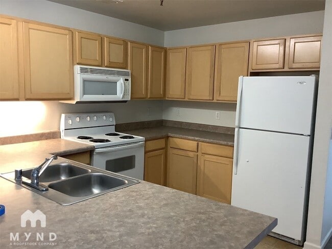 Building Photo - 200 Talus Way