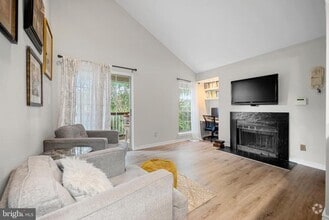 Building Photo - 12152 Penderview Terrace