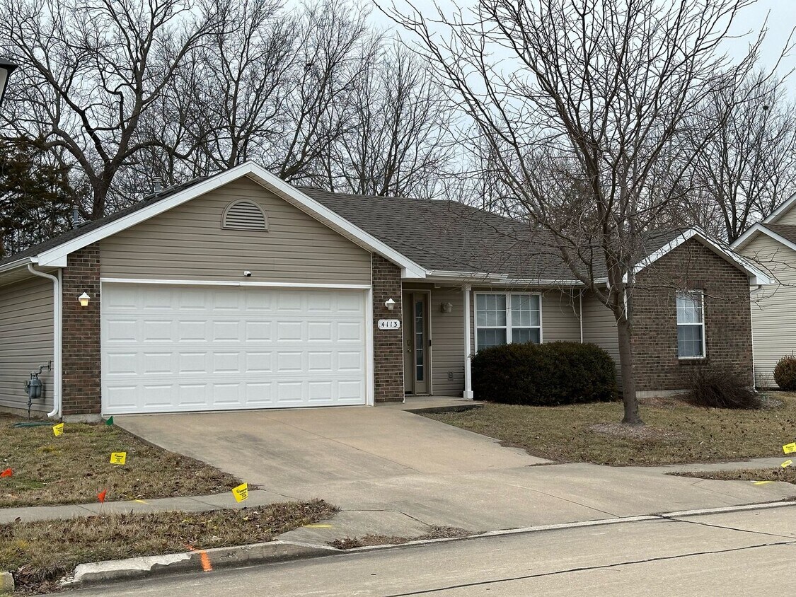 4113 Meadow View Dr, Columbia, MO 65201 House Rental in Columbia, MO