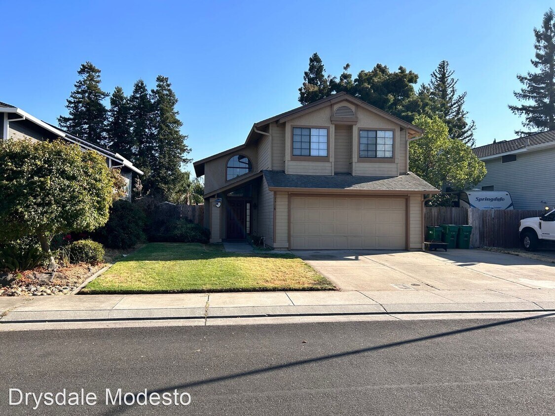 4 br, 2.5 bath House 1718 Camphor Way House Rental in Lodi, CA