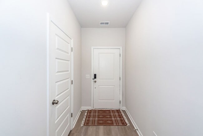 Building Photo - 8064 Reagan Way