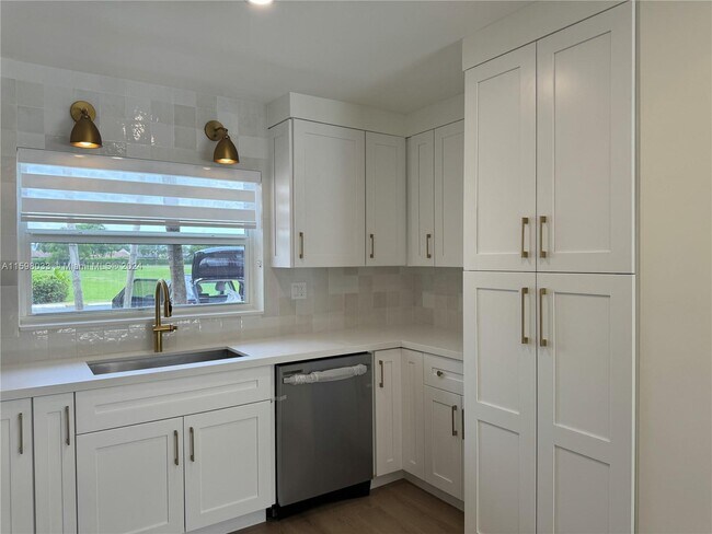 Foto del edificio - 11014 SW 123rd Pl