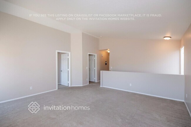 Building Photo - 14868 W Columbine Dr