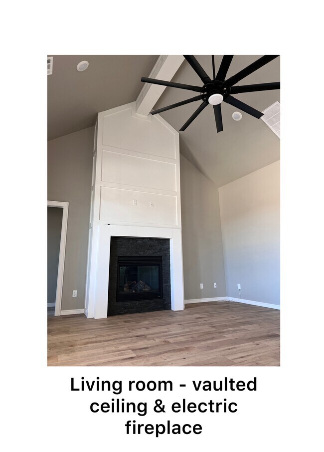 Foto del edificio - 15205 Caspian Ln