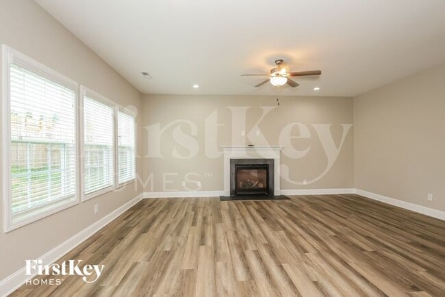 Foto del edificio - 2041 Melody Creek Ct