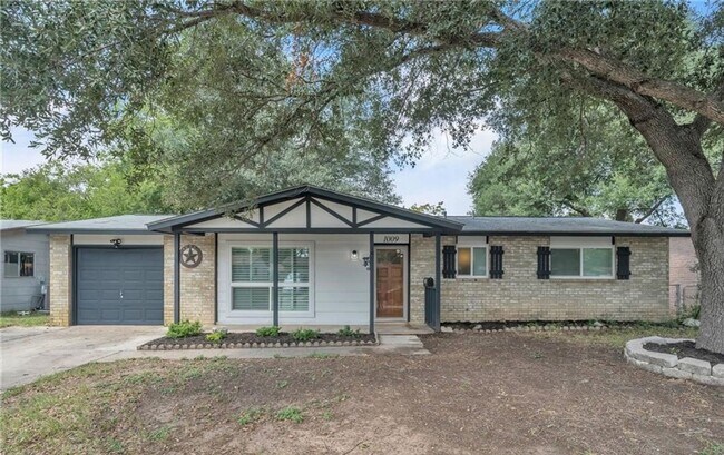 Foto del edificio - 3-BEDROOM, 3-BATHROOM IN SCHERTZ
