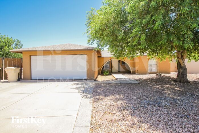 Foto principal - 5201 West Cheryl Drive