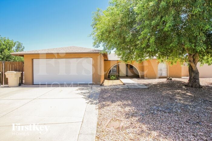 Primary Photo - 5201 West Cheryl Drive